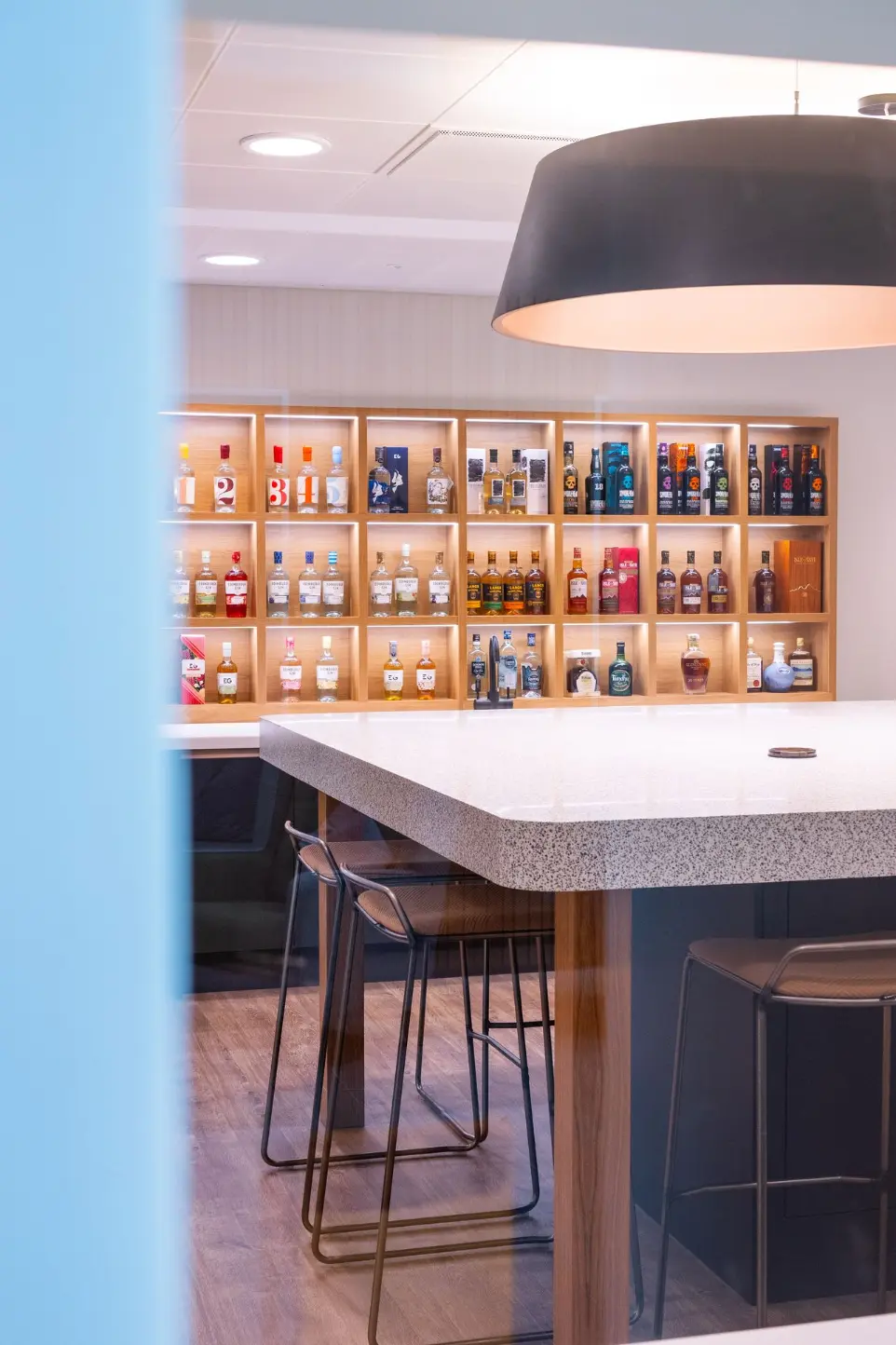 tasting desk 