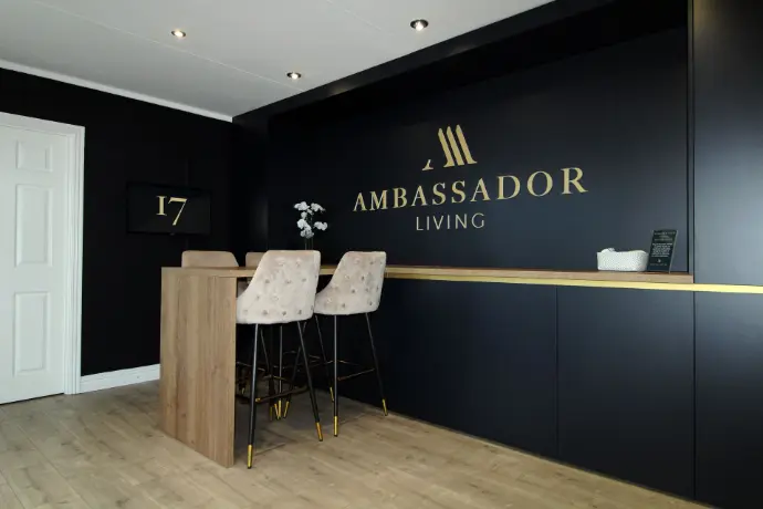 luxury specifications bar